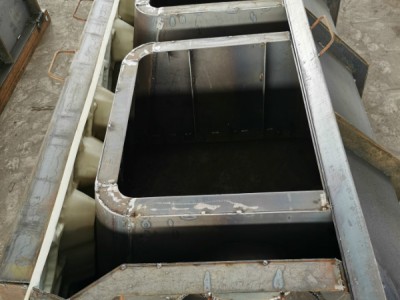 框格護坡模具廠家供貨，平鋪框格模具物美價廉