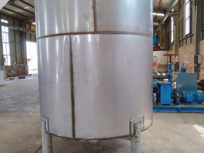 供應(yīng)不銹鋼立式儲(chǔ)罐滄州實(shí)地廠家