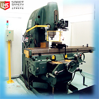 立宏智能安全-銑床防護(hù)罩裝置-銑床防護(hù)罩-銑床安全防護(hù)