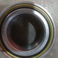 供應奔馳MB100汽車輪轂軸承JXC25469