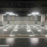 南京達(dá)尊交通工程公司地下車庫道路劃線